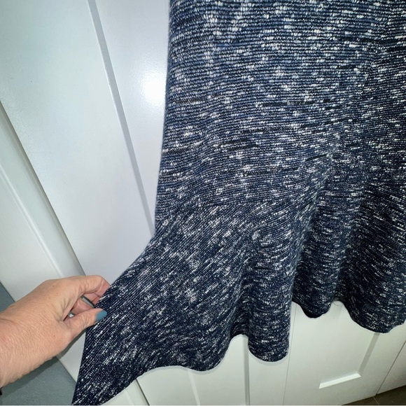 Tory Burch Margarite Flounce Dress Medium M Blue Marled Knit - Picture 6 of 8